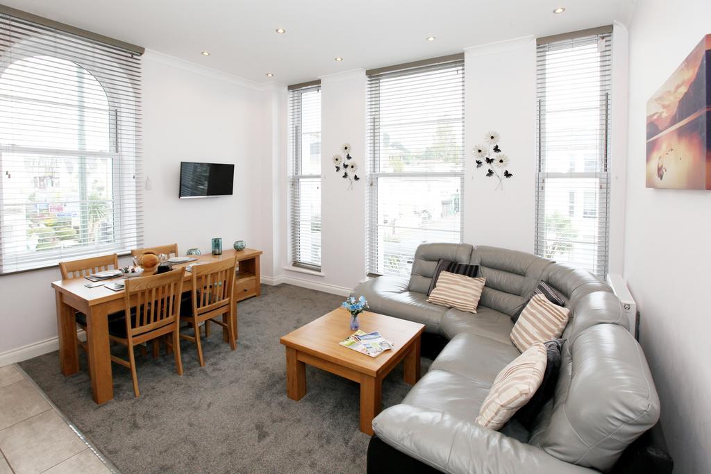 טורקוואי Austens Apartments מראה חיצוני תמונה